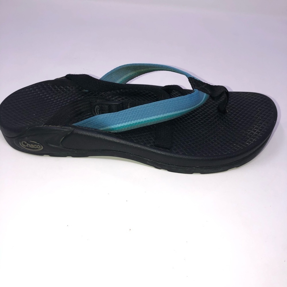 𝅺Women chaco blue/black slide sandals size 9
